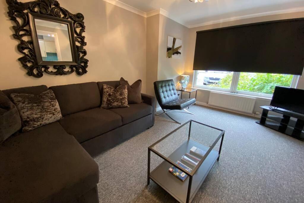 Peter Pan Apartment In The Heart Of Inverness Dalneigh Eksteriør billede