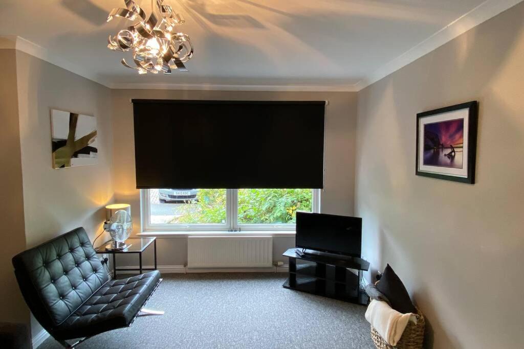 Peter Pan Apartment In The Heart Of Inverness Dalneigh Eksteriør billede