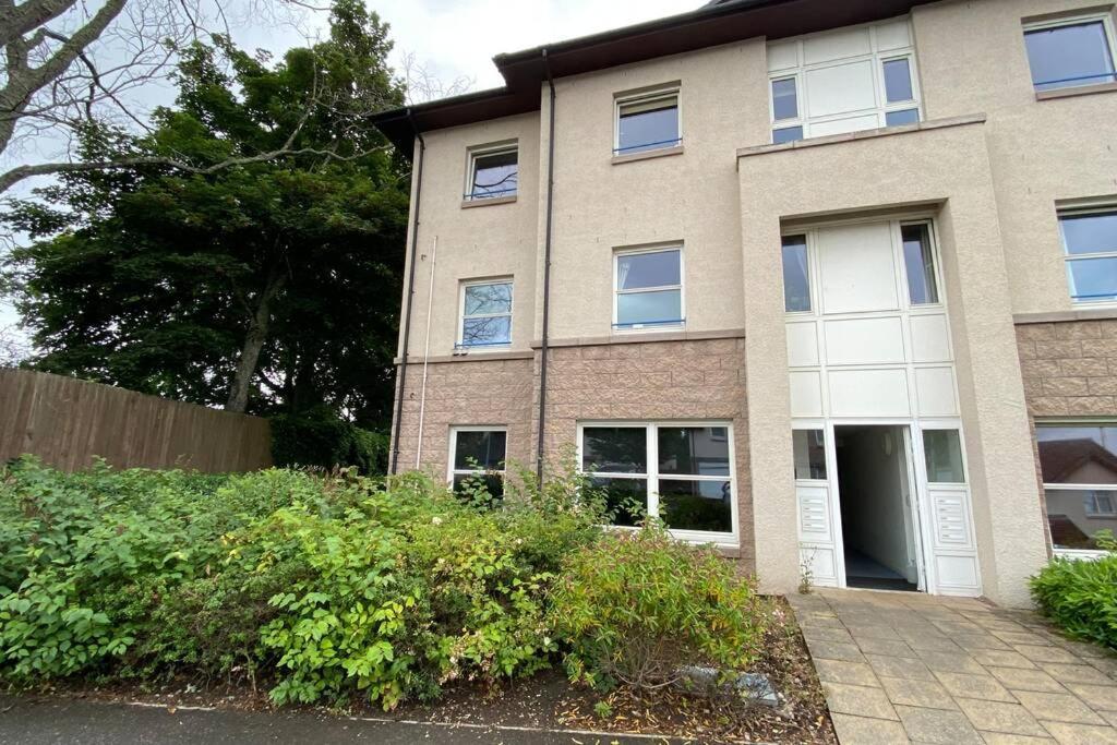 Peter Pan Apartment In The Heart Of Inverness Dalneigh Eksteriør billede