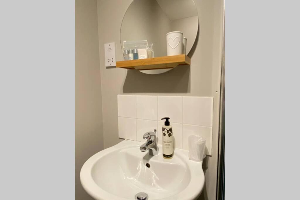 Peter Pan Apartment In The Heart Of Inverness Dalneigh Eksteriør billede