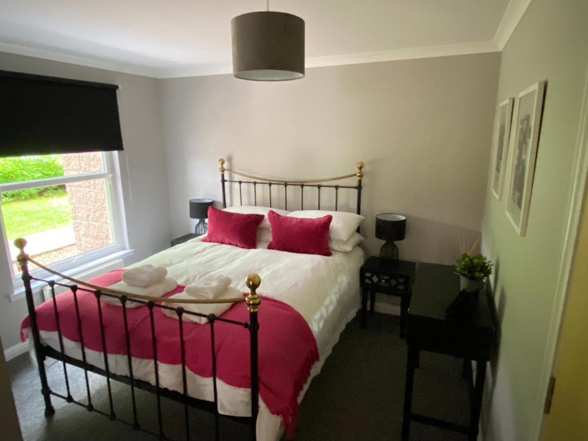 Peter Pan Apartment In The Heart Of Inverness Dalneigh Eksteriør billede