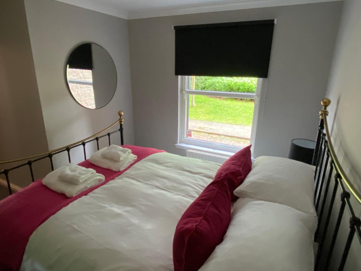 Peter Pan Apartment In The Heart Of Inverness Dalneigh Eksteriør billede